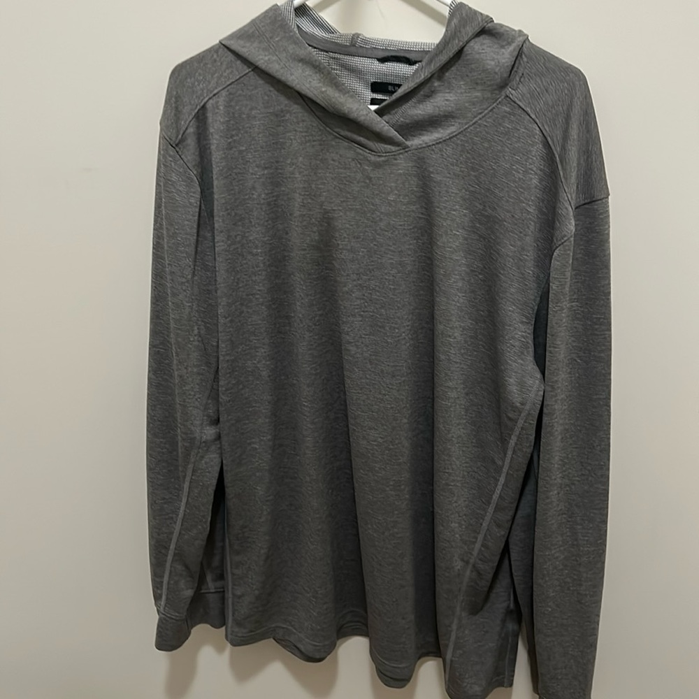 Men’s prAna hoodie sweatshirt.
